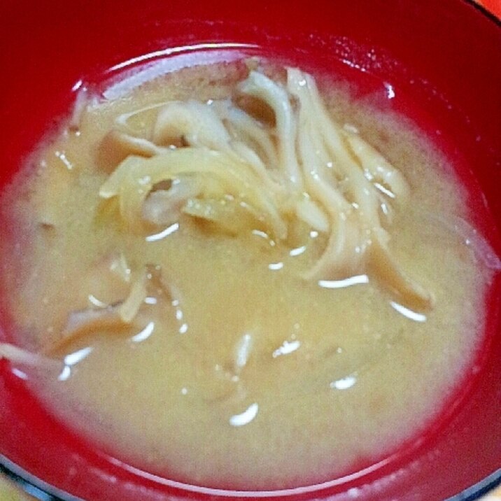 ✿舞茸と玉ねぎのお味噌汁❤
